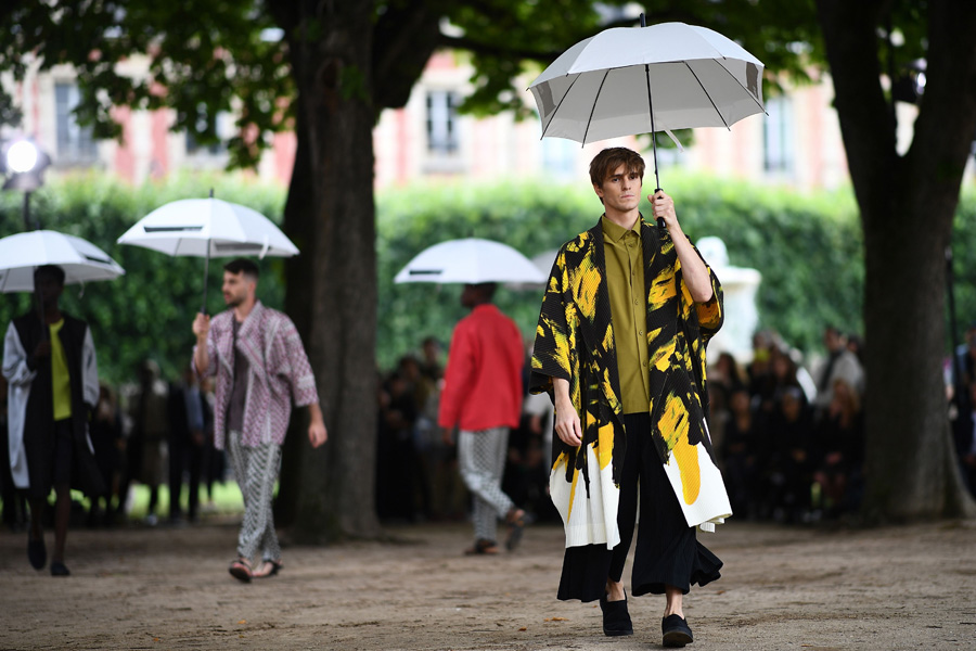 Issey Miyake İlkbahar/Yaz 2020 Erkek koleksiyonu