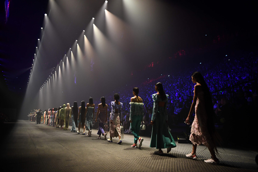 Kenzo Erkek ve Kadın İlkbahar/Yaz 2020 koleksiyonu