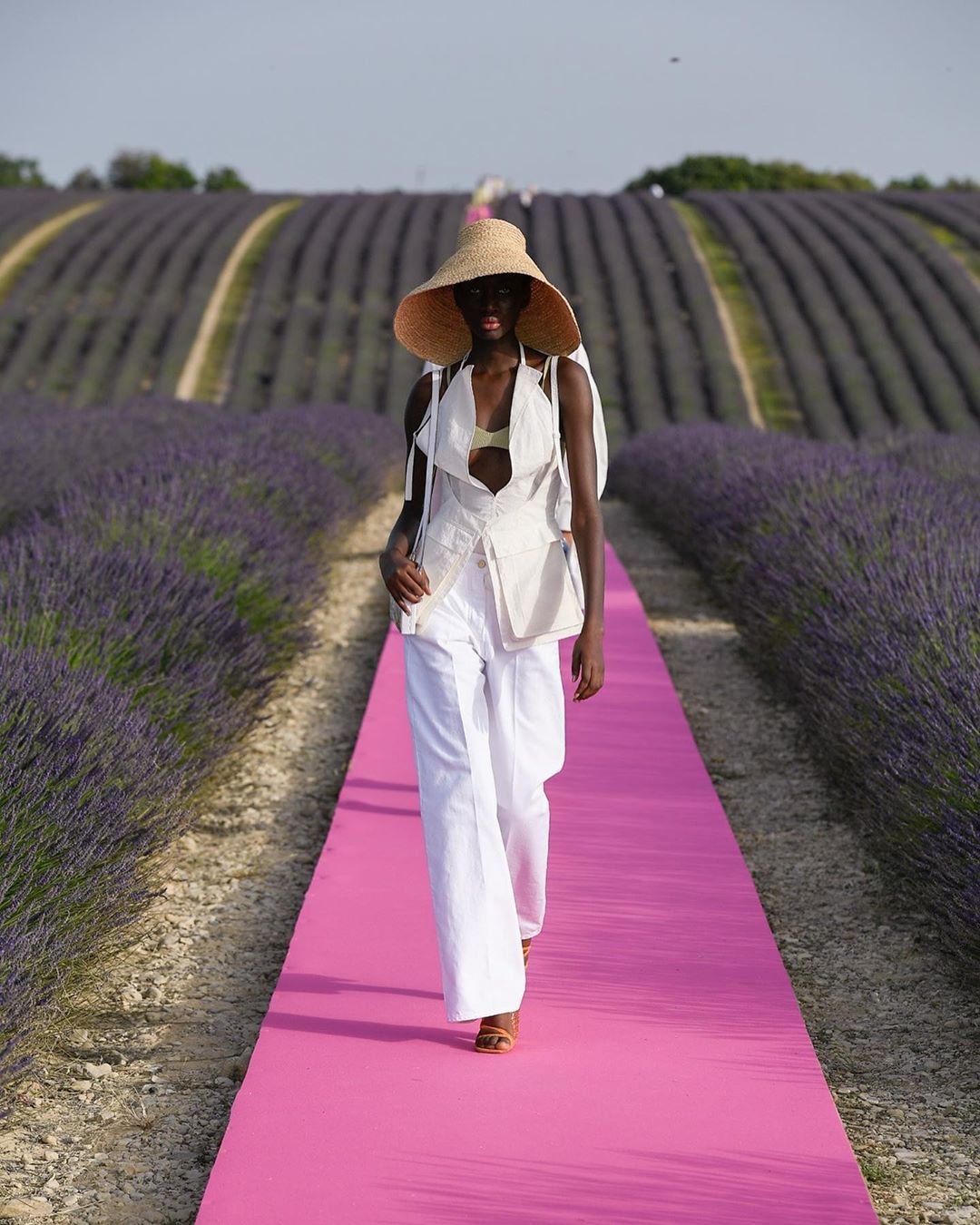 Jacquemus 10. yıl şovu: La Coup De Soleil