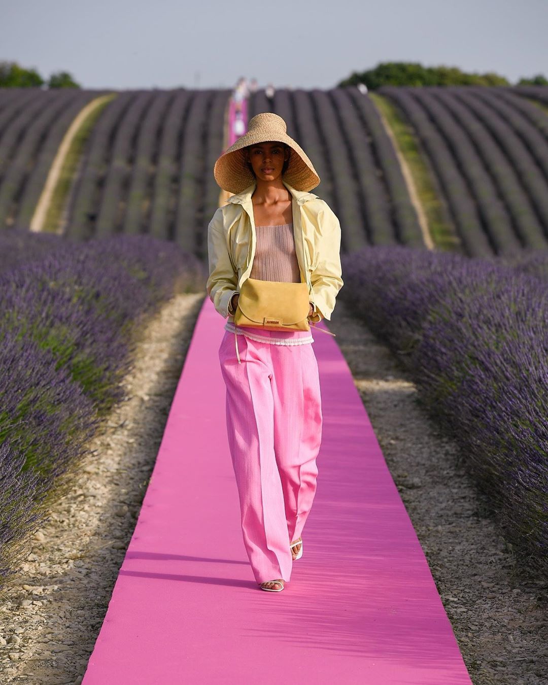 Jacquemus 10. yıl şovu: La Coup De Soleil