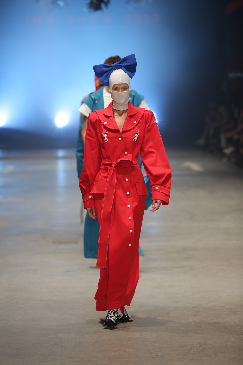 İstanbul Moda Akademisi öğrencilerinden dev moda şovu