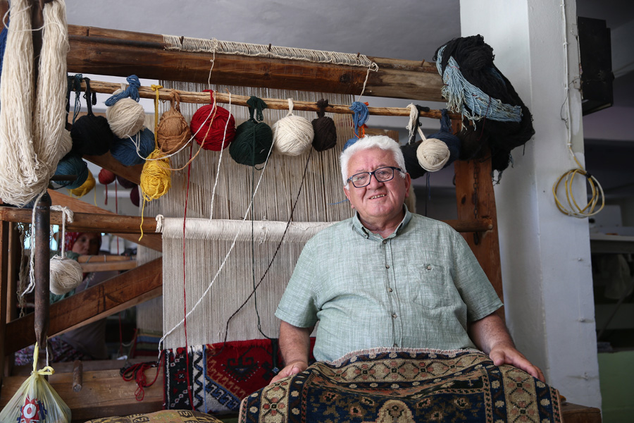 'Halı tarlaları'nın göz alıcı şöleni