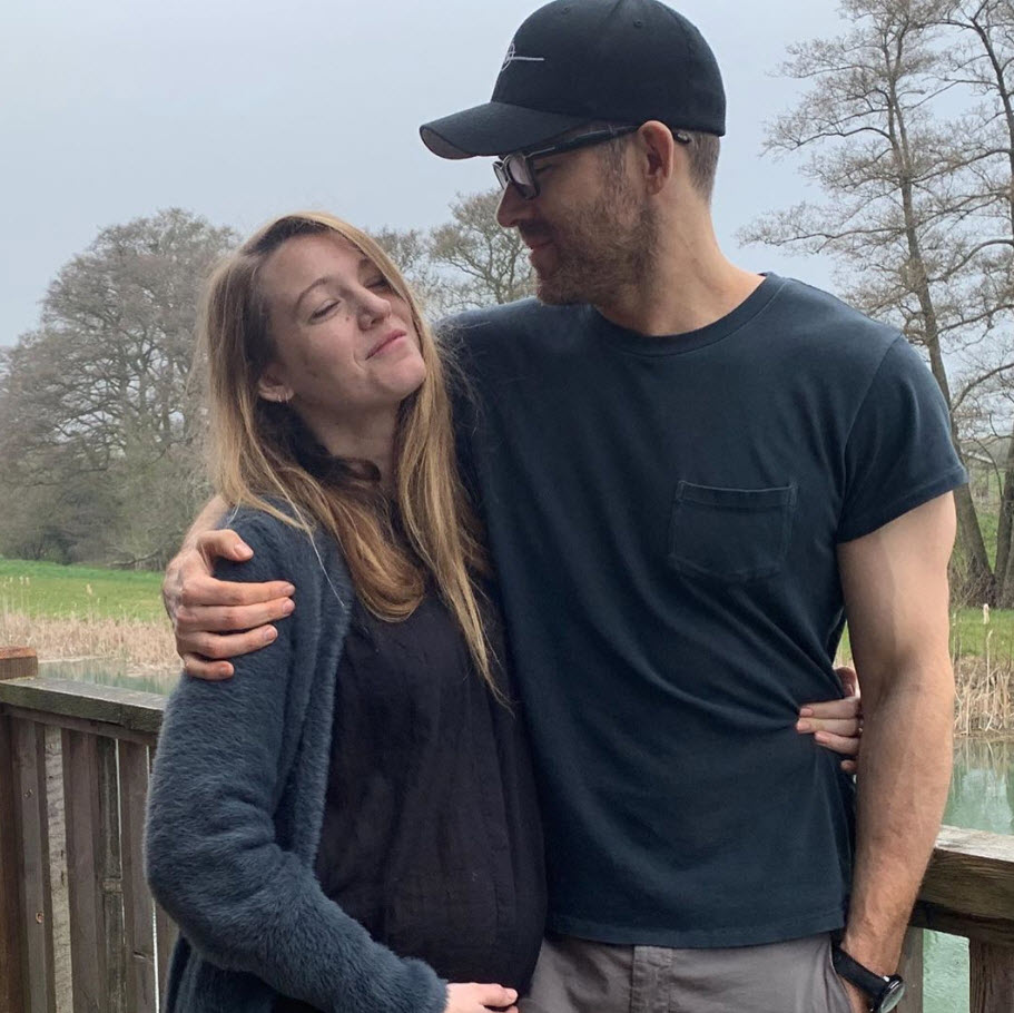 Ryan Reynolds Blake Lively'yi bir kez daha trolledi!