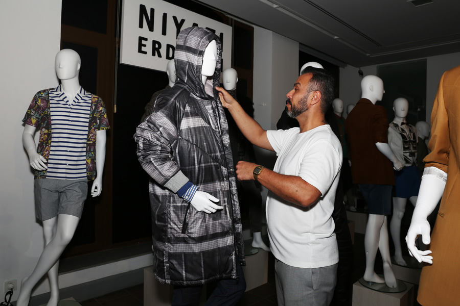 Niyazi Erdoğan - 1 Adam 10 Yıl sergisi