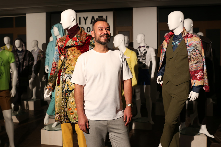 Niyazi Erdoğan - 1 Adam 10 Yıl sergisi