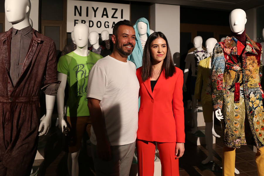 Niyazi Erdoğan - 1 Adam 10 Yıl sergisi