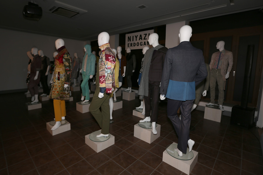Niyazi Erdoğan - 1 Adam 10 Yıl sergisi