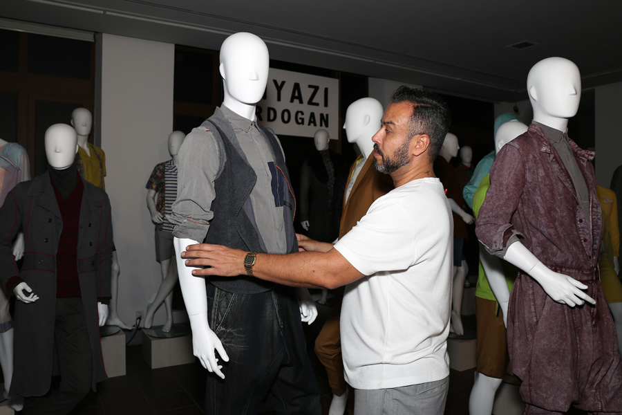 Niyazi Erdoğan - 1 Adam 10 Yıl sergisi