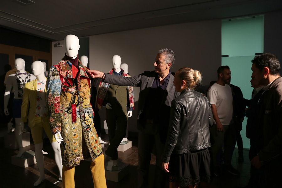 Niyazi Erdoğan - 1 Adam 10 Yıl sergisi