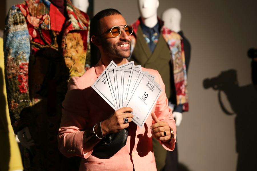 Niyazi Erdoğan - 1 Adam 10 Yıl sergisi