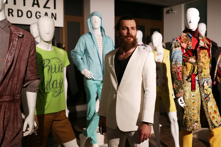 Niyazi Erdoğan - 1 Adam 10 Yıl sergisi