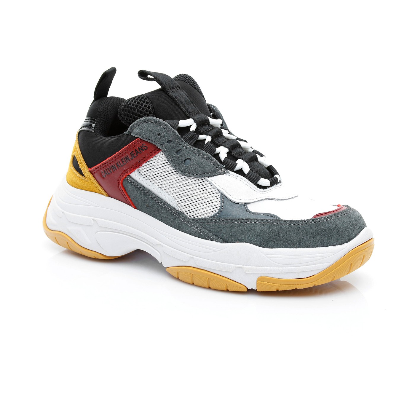 Sonbaharın en iyi erkek sneaker modelleri