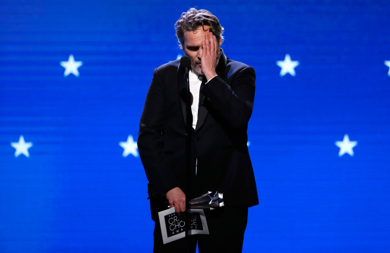Joaquin Phoenix neden göz altına alındı?