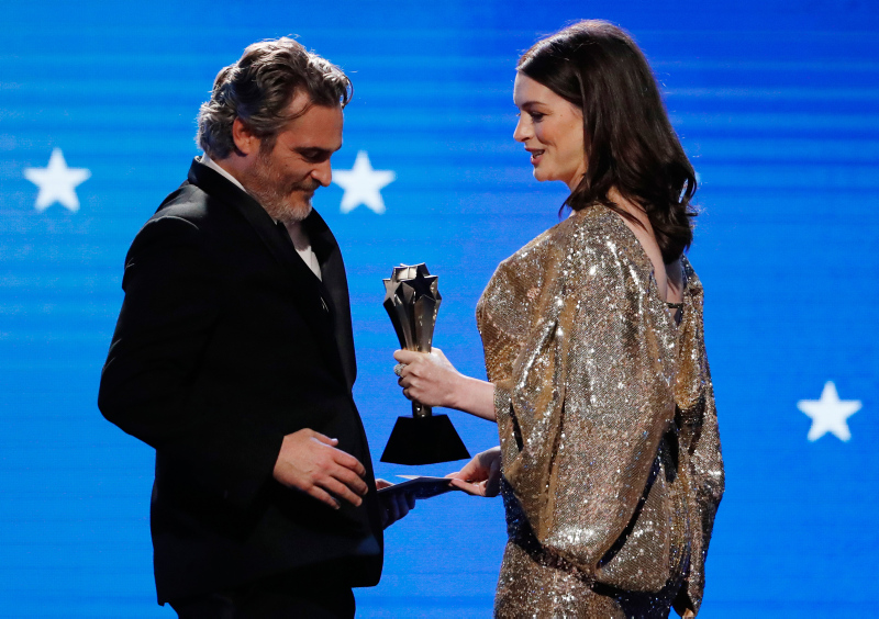 Joaquin Phoenix neden göz altına alındı?