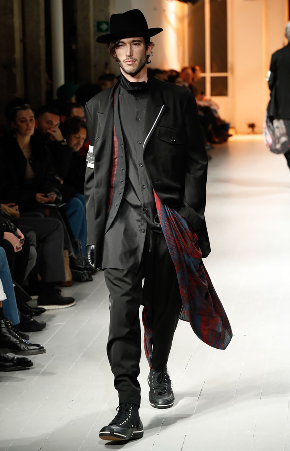 Yohji Yamamoto Erkek Sonbahar/Kış 2020 koleksiyonu