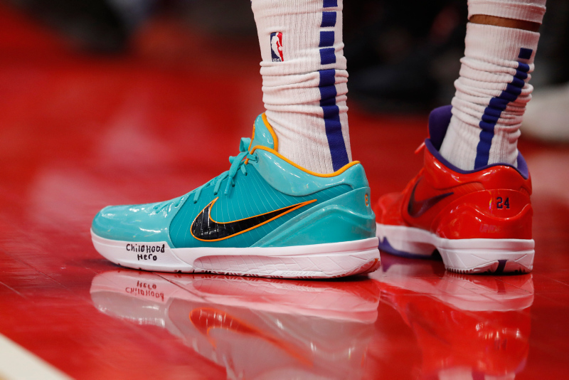 Kobe Bryant ayakkabıları artık satılmayacak mı?