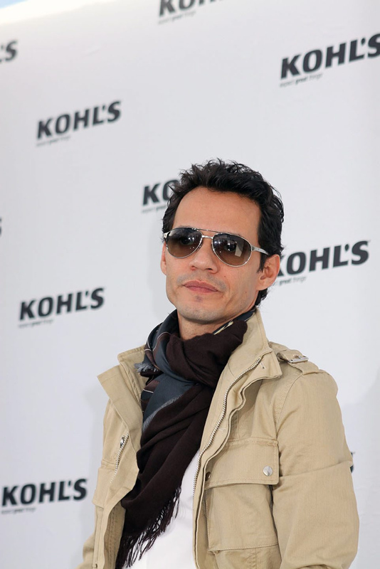 Marc Anthony’nin alışverişi dudak uçuklattı!