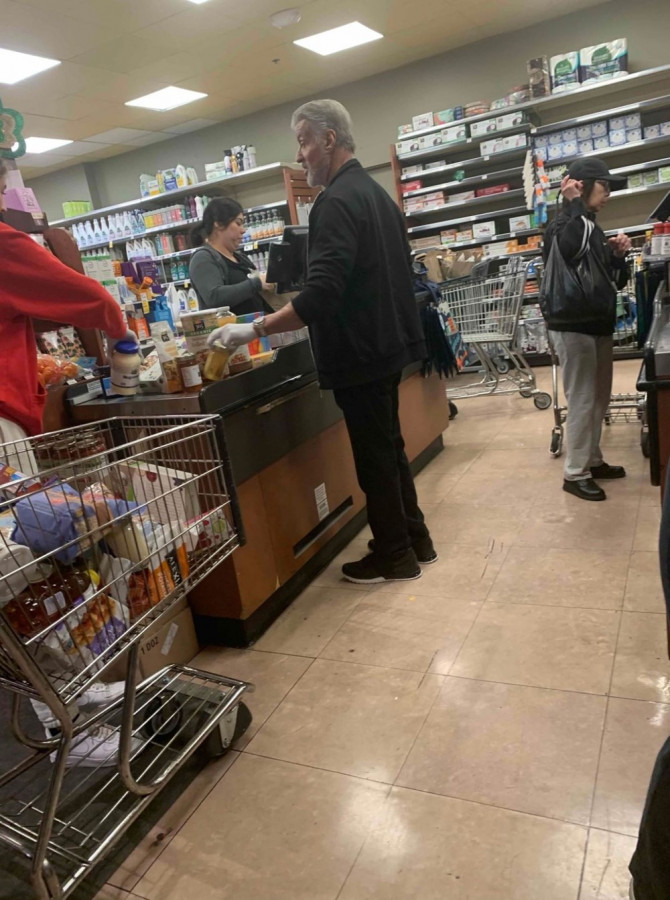 Corona virüsü Sylvester Stallone’yi de vurdu!