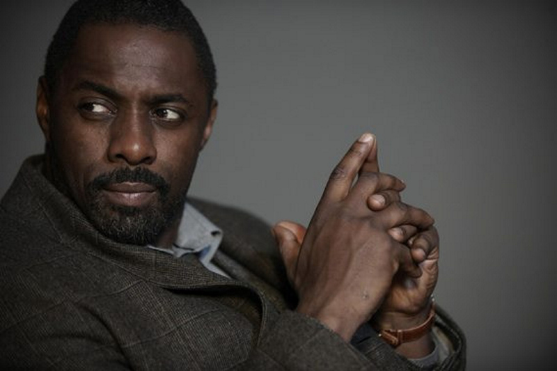Idris Elba’dan mesaj var!