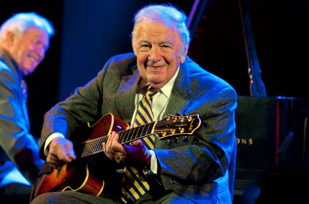 Bucky Pizzarelli hayatını kaybetti!