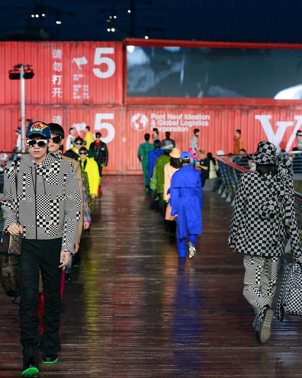 Virgil Abloh'un Louis Vuitton SS21 Koleksiyonu