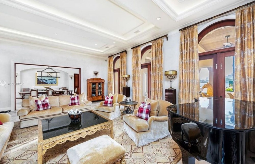 Jennifer Lopez ile Alex Rodriguez çiftinin yeni malikanesi