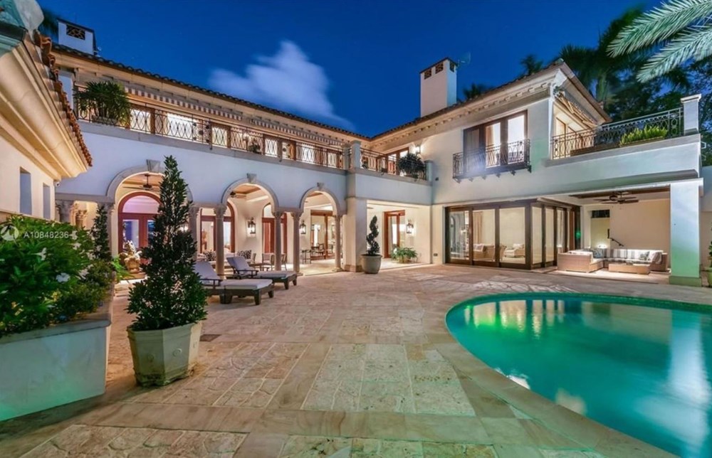 Jennifer Lopez ile Alex Rodriguez çiftinin yeni malikanesi