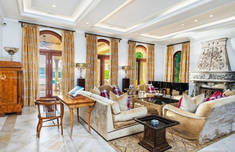 Jennifer Lopez ile Alex Rodriguez çiftinin yeni malikanesi