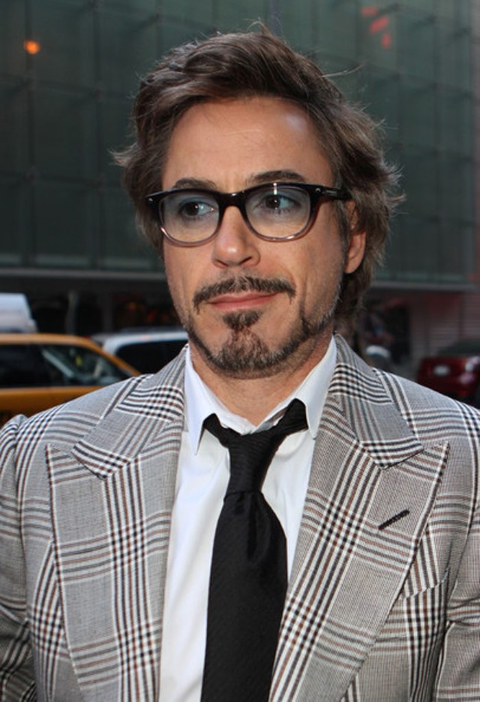 Robert Downey Jr ve Johnny Depp Sherlock Holmes 3'te buluşuyor