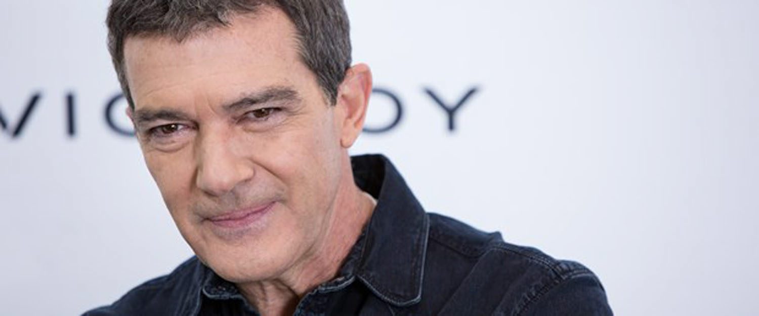 Antonio Banderas corona virüsü yendi