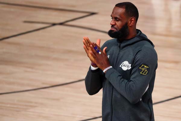 LeBron James: Korku içinde yaşıyoruz