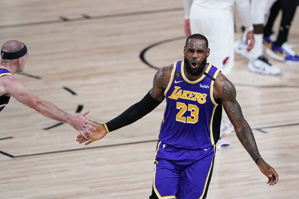 LeBron James: Korku içinde yaşıyoruz