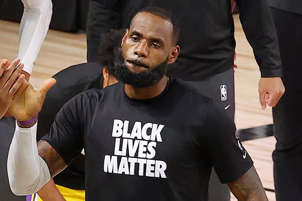 LeBron James: Korku içinde yaşıyoruz