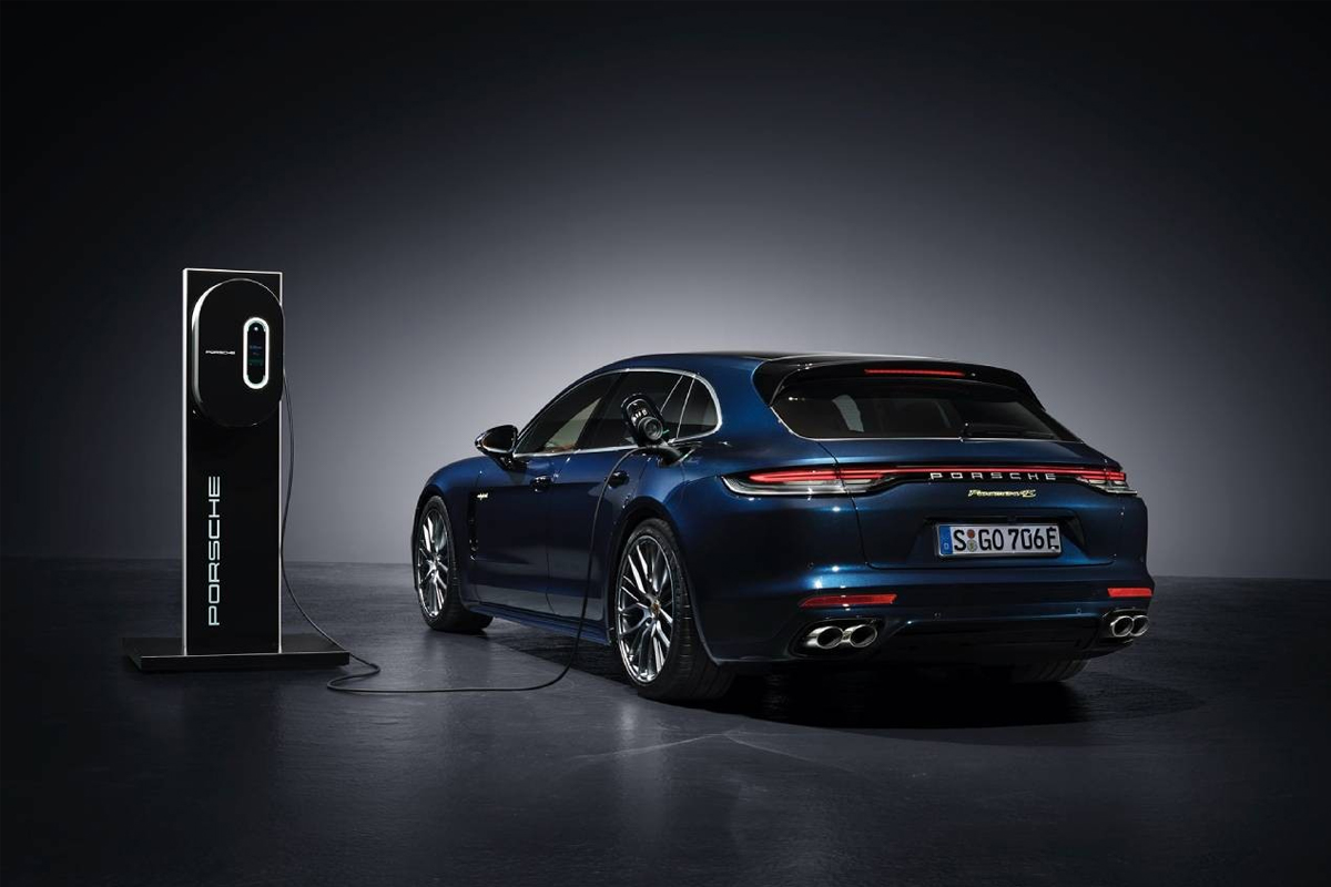 2021 Porsche Panamera Turbo S 620 Beygirgücü