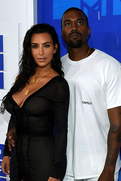 Kanye West seçim kampanyası için kesenin ağzını açtı