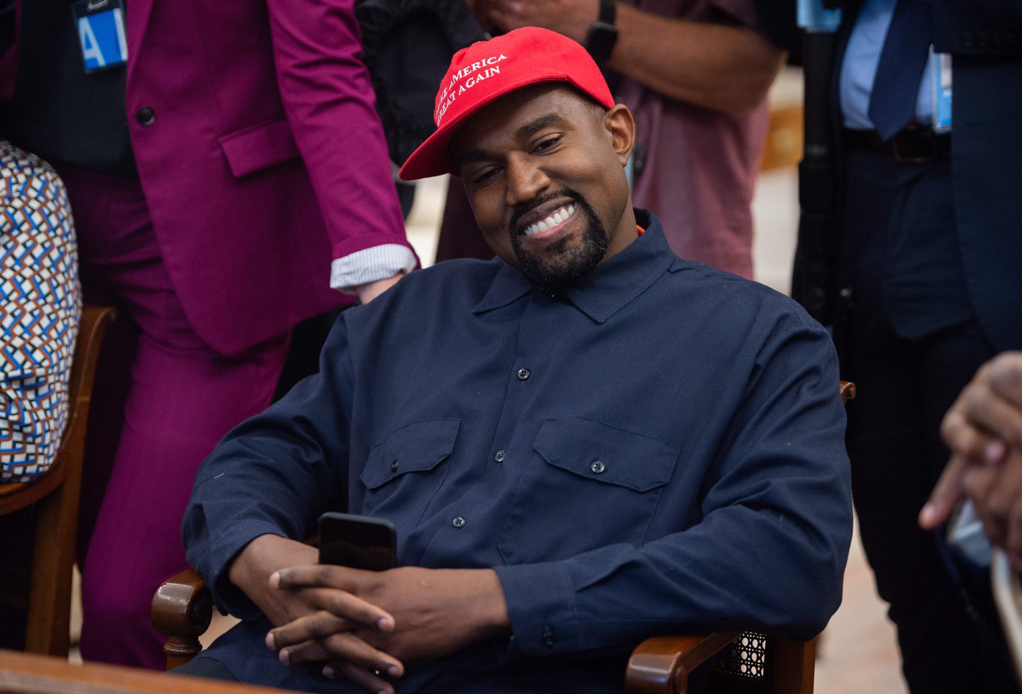 Kanye West seçim kampanyası için kesenin ağzını açtı