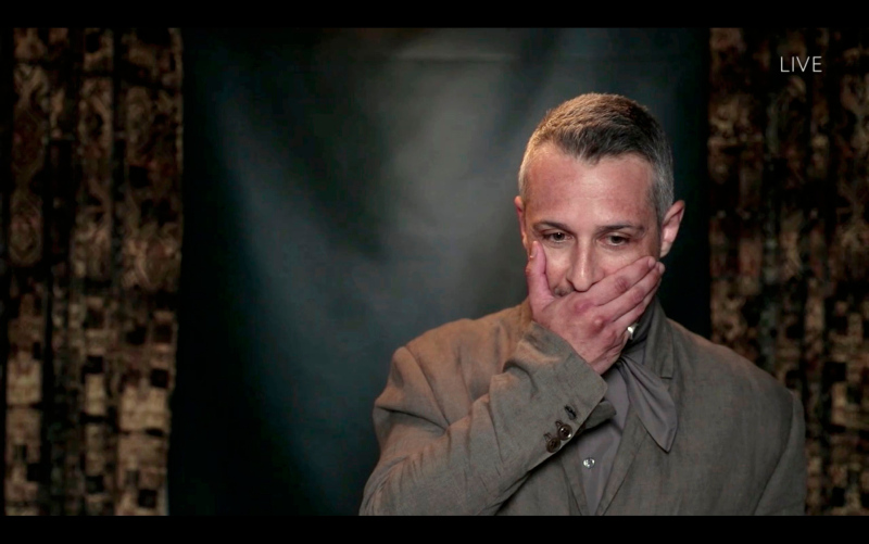 2020 Emmy Ödüllerine bulaşık eldiveni damga vurdu