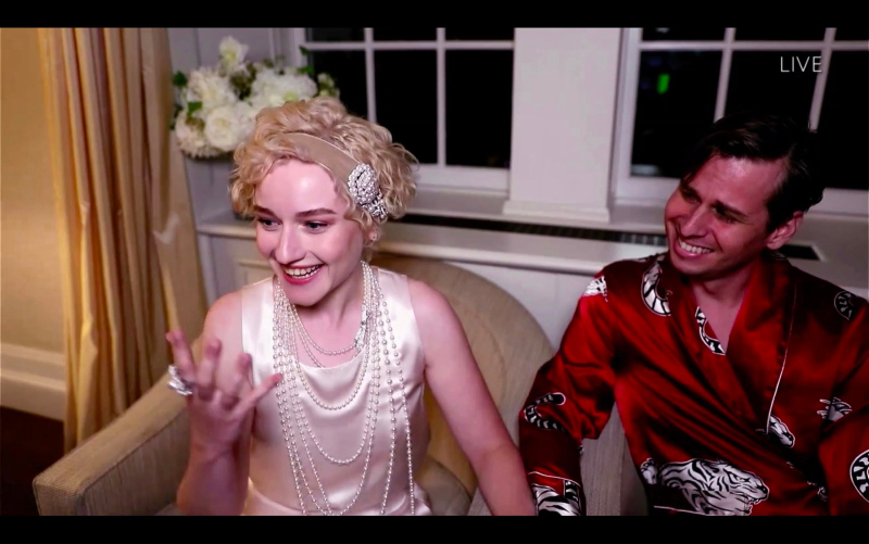 2020 Emmy Ödüllerine bulaşık eldiveni damga vurdu