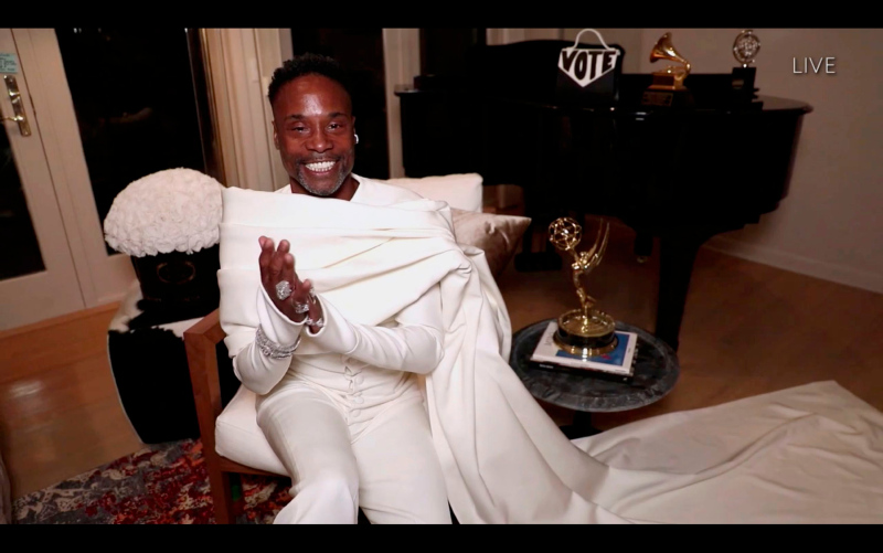 2020 Emmy Ödüllerine bulaşık eldiveni damga vurdu