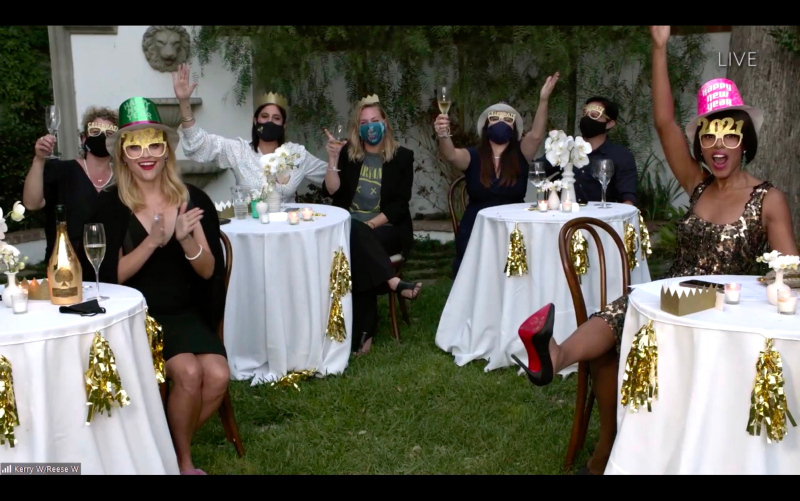 2020 Emmy Ödüllerine bulaşık eldiveni damga vurdu