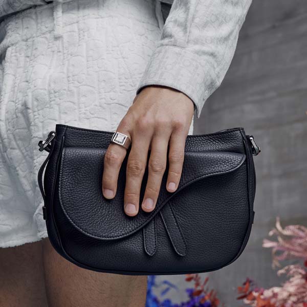 Aksesuarların oyun kurucusu: Dior İlkbahar 2021