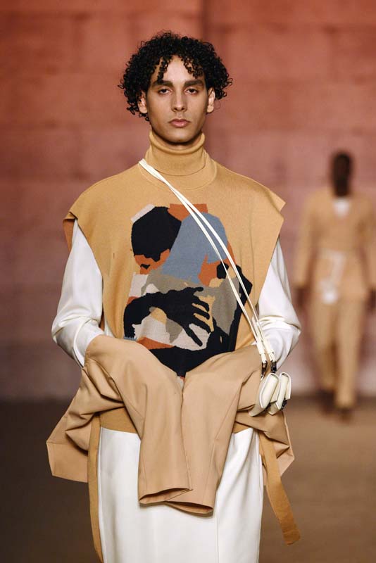 Emre Erdemoğlu A/W 21 Koleksiyonu: Beni Bağrına Bas