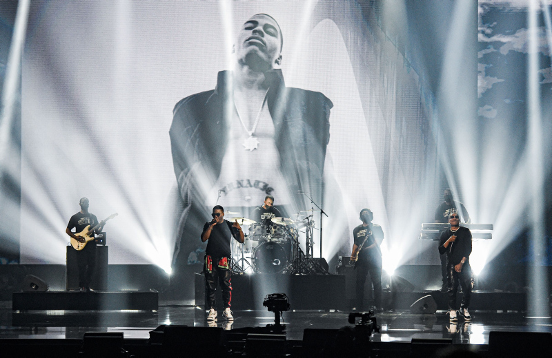 Amerikan Müzik Ödüllerine damga vurdular