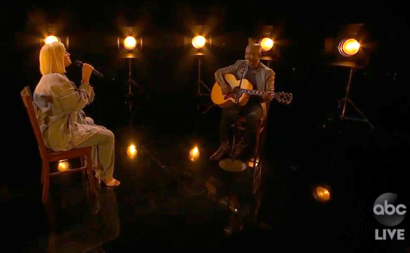 Amerikan Müzik Ödüllerine damga vurdular