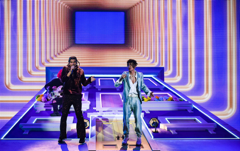 Amerikan Müzik Ödüllerine damga vurdular