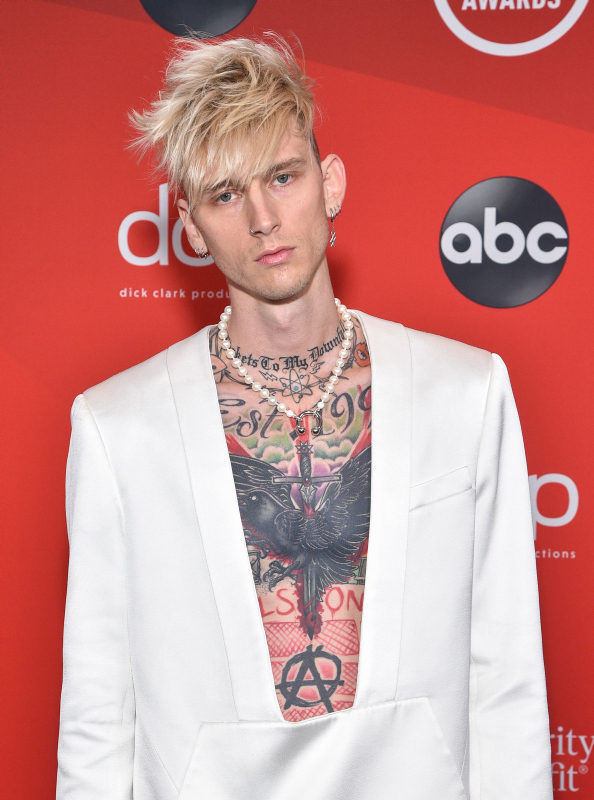 2020 Amerikan Müzik Ödülleri kırmızı halı