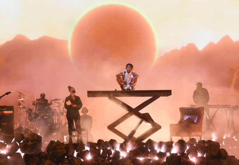 Amerikan Müzik Ödüllerine damga vurdular