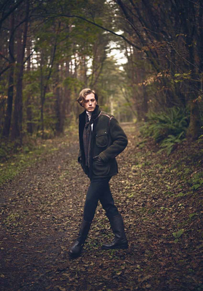 Ormanda Doğaya Dönen Beyefendi Tipi