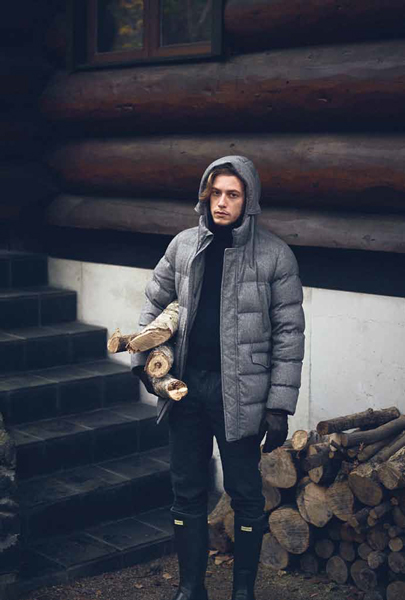 Ormanda Doğaya Dönen Beyefendi Tipi