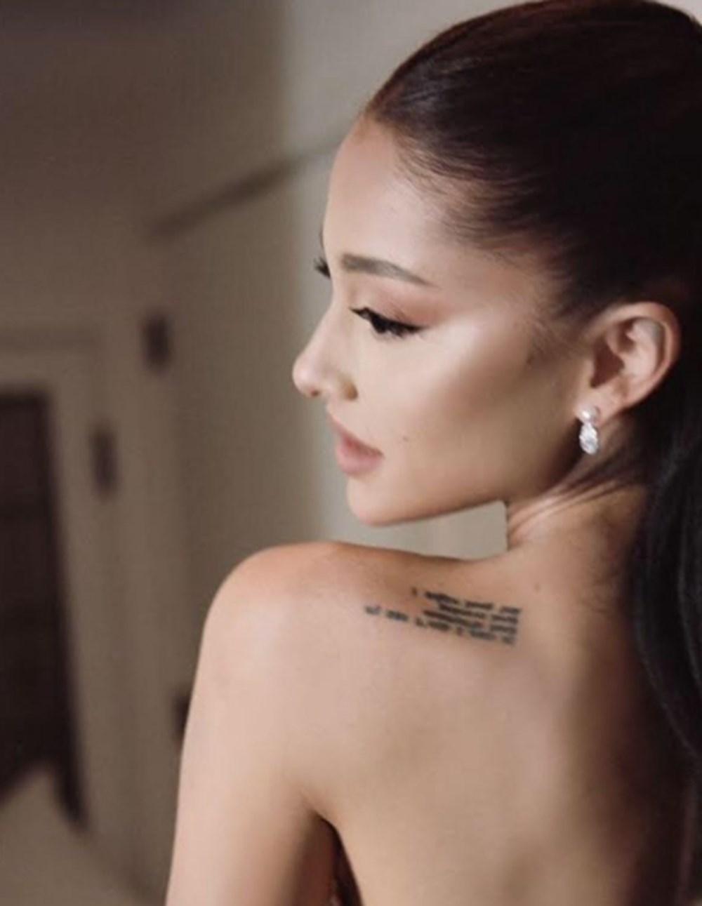 Ariana Grande düğününden fotoğrafları paylaştı